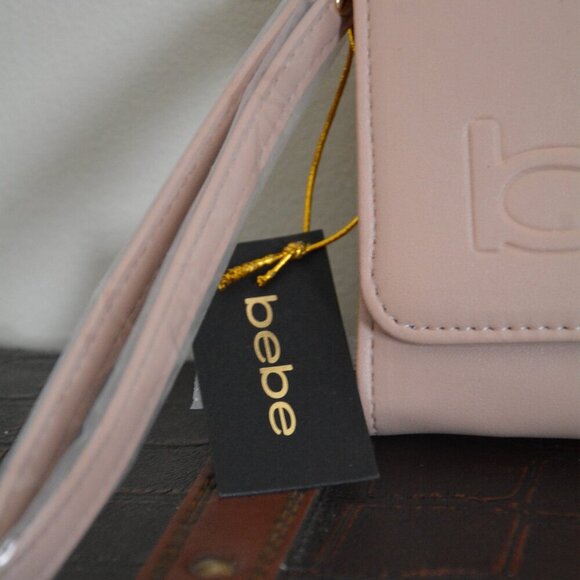 BeBe Trifold Wallet-Pink-NWT-With Clutch Handle - Picture 4 of 11